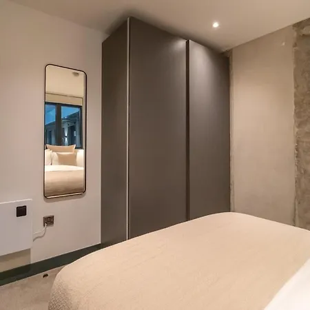Bauhaus By The Heim Residences 別荘 マンチェスター