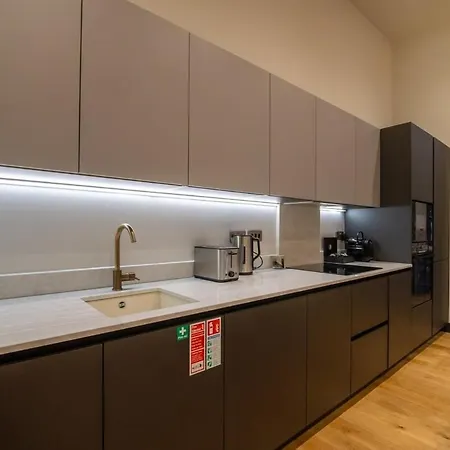Bauhaus By The Heim Residences * Манчестер
