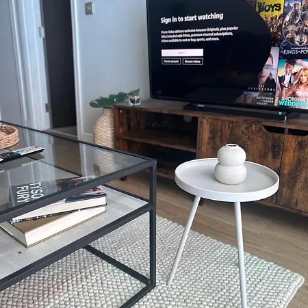 アパート Spacious - Next To Ao Arena & Picadilly Station - Local Attractions - Free Parking