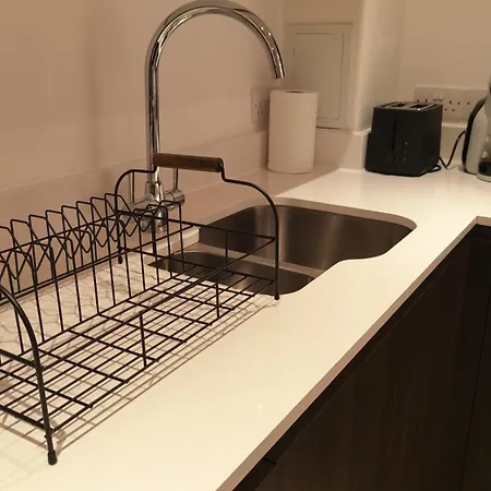 Bee Cosy - Greater Centre Apartament
