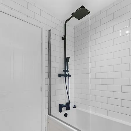 別荘 Stylish 3 Bedroom House Free Parking *