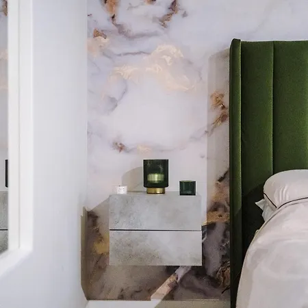 Stunning Duplex In Manchester, Workspace For Professionals * マンチェスター