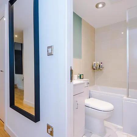 Lägenhet Stunning Duplex In Manchester, Workspace For Professionals