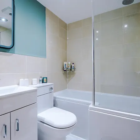 アパート Stunning Duplex In Manchester, Workspace For Professionals