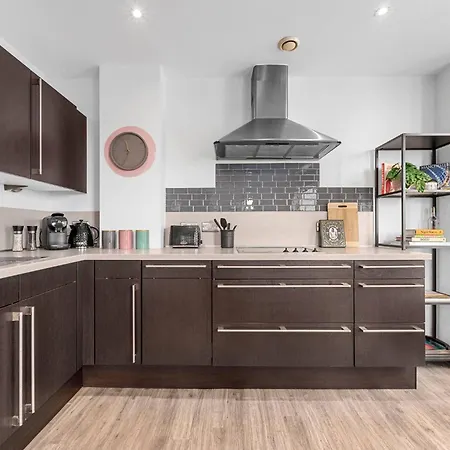 Cityscape Mcr Skyline- 2br, Free Parking, Views Apartment *