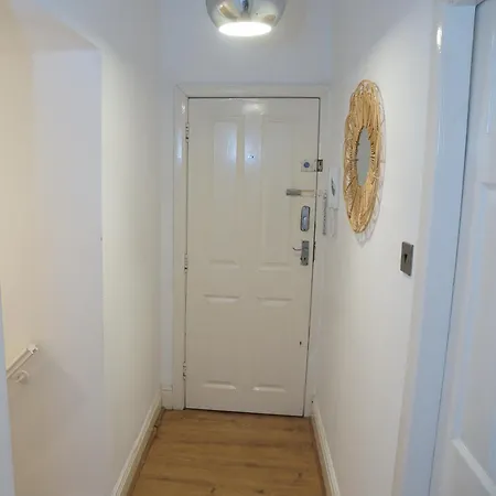 Affordably Elegant Close To Coop Live, Etihad Stadium And Centre Apartamento