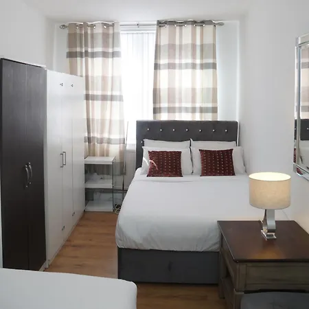 Apartment Affordably Elegant Close To Coop Live, Etihad Stadium And Centre *