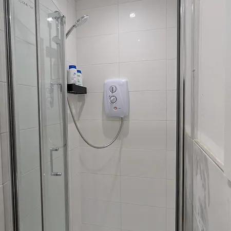 Apartment Newly Furnished Near Centre