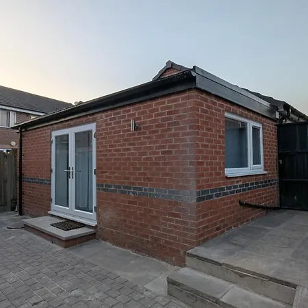 Lejlighed Newly Furnished Near Centre *