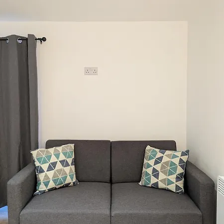 Newly Furnished Near Centre * Manchester