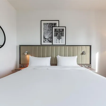 Hotel Radisson Centre, A Verified Net Zero 4*