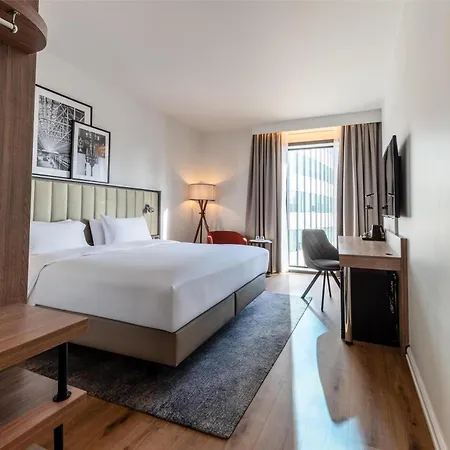 Radisson Centre, A Verified Net Zero 4* Manchester