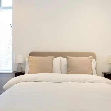 Luxury Centre Apartment