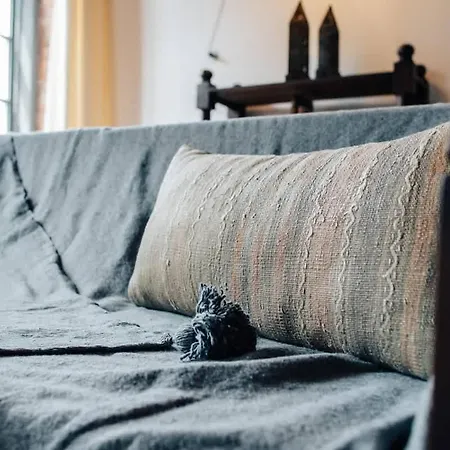 Africana At The Heim Appartement *