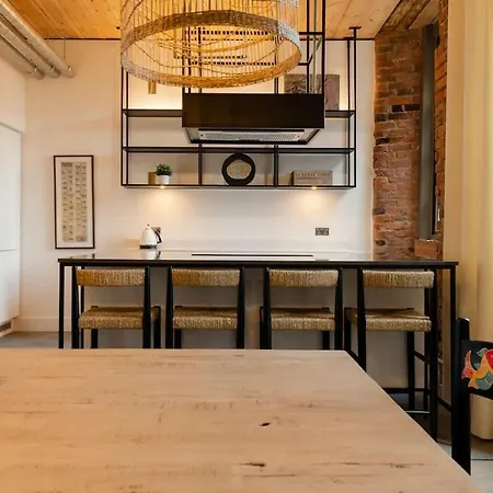 Africana At The Heim *