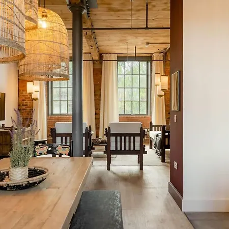 Africana At The Heim Residences * Manchester