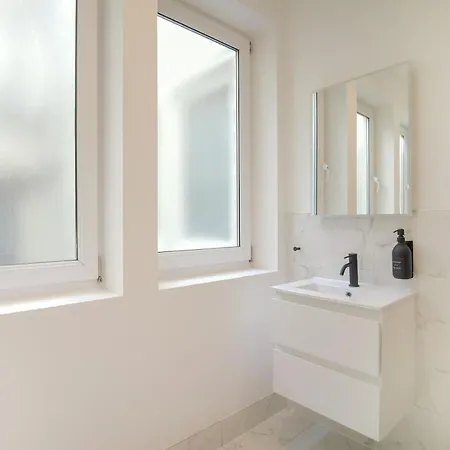 Apartment Mysa At The Heim Residences