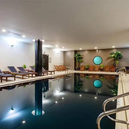 Radisson Centre, A Verified Net Zero Hotel 4*