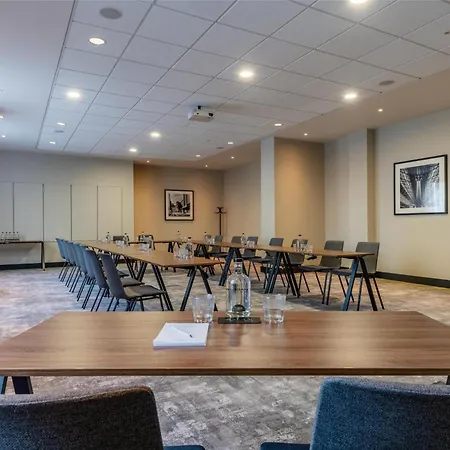 Radisson Centre, A Verified Net Zero Отель Манчестер