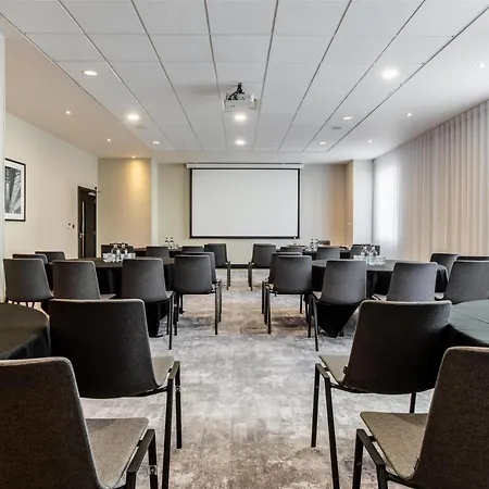 Hotel Radisson Centre, A Verified Net Zero 4*