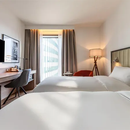 Hotel Radisson Centre, A Verified Net Zero