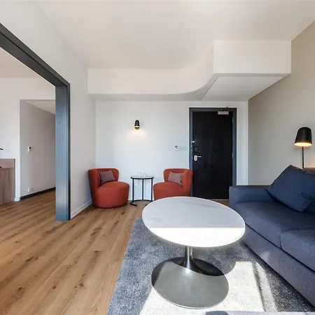 Radisson Centre, A Verified Net Zero Манчестер