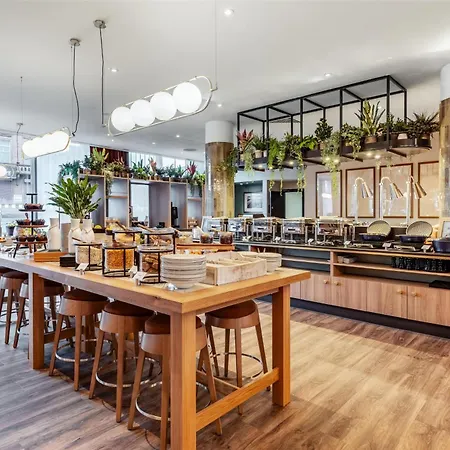 Radisson Centre, A Verified Net Zero 4* Manchester