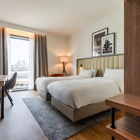 Hotel Radisson Centre, A Verified Net Zero