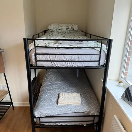 Modern, Quiet, Sleeps 10, Etihad, Coop Live, Manchester