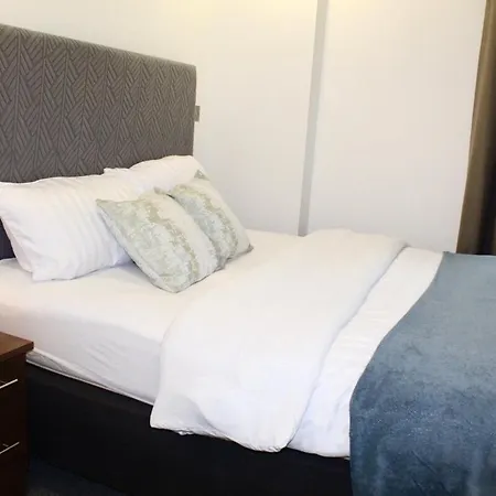 Apartment In Mediacity *