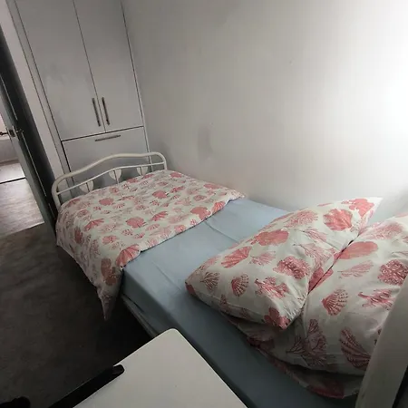 Spotless And Spacious * Manchester