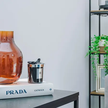 Flat One Chorley Road Apartment