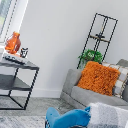 Flat One Chorley Road * Manchester