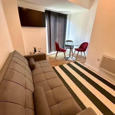 One Bed Flat In The Heart Of Centre
