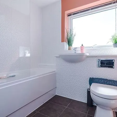 Stunning 3-bdrm House In Manchester-modern&comfort *