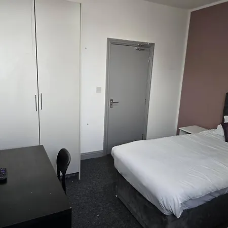 Landcross Co-living - Private Self-cater Prázdninový dům *