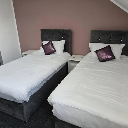 Landcross Co-living - Private Self-cater Prázdninový dům