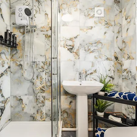 דירה 2 Flats Near Coop Arena & Etihad Stadium