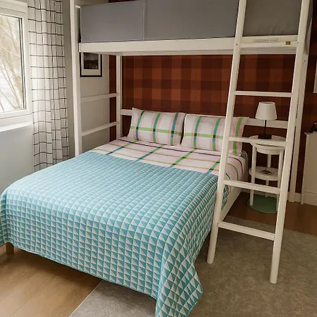 Beautiful House In The Heart Of A Golf Course. * Manchester