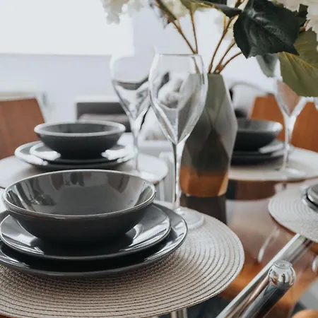 アパート Trafford - Work & Leisure