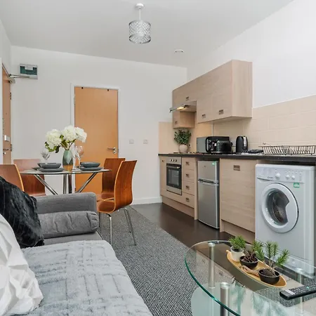 Apartment Trafford - Work & Leisure *