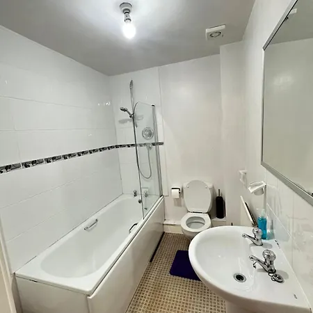 Apartment Cozy & Charming In Mcr *