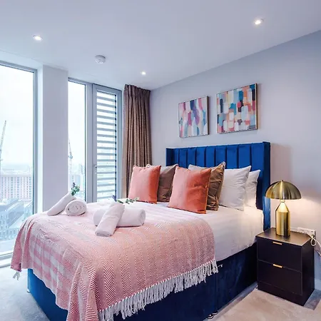 Stunning New 2-bed Flat In Perfect For Couples Manchester