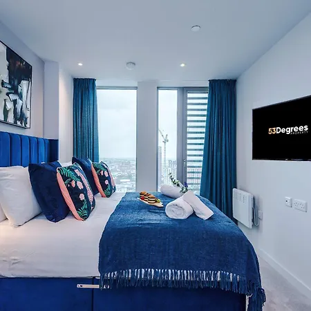 Apartment Stunning New 2-bed Flat In Perfect For Couples Manchester