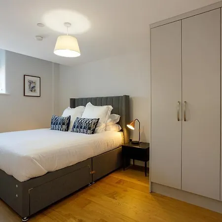 Centre Duplex Manchester