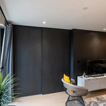 Mega5 Deansgate Modern Luxury Manchester