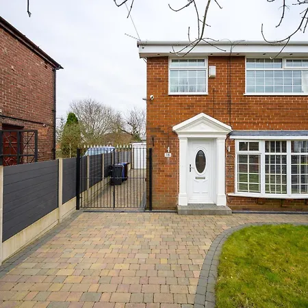 Droylsden Eden - Next To Tram - Free Parking Near Coop- Live & Etihad Stadium 度假居 曼彻斯特