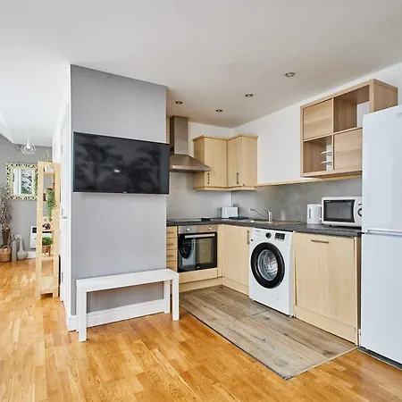 Centre 2 Bedroom Sleeps 5 Manchester