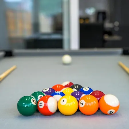 Droylsden Eden - Next To Tram - Free Parking Near Coop- Live & Etihad Stadium *