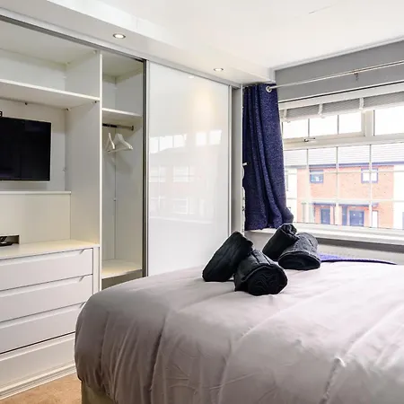 Droylsden Eden - Next To Tram - Free Parking Near Coop- Live & Etihad Stadium * Manchester